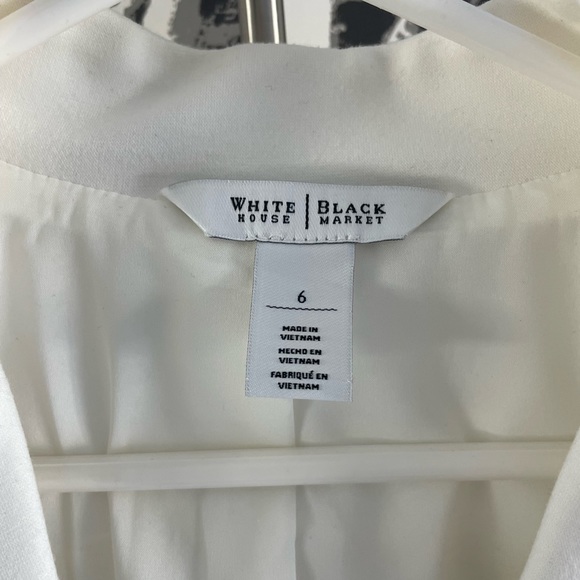 White House Black Market white blazer with ruffled collar. Size 6. - Picture 3 of 10